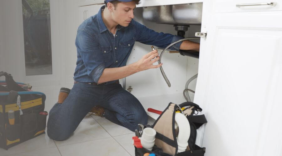 Expert burst pipe repair services in Oakland Mills, PA